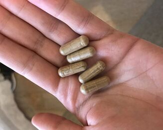 Foto de cápsulas, experiência de uso de NEOflorax