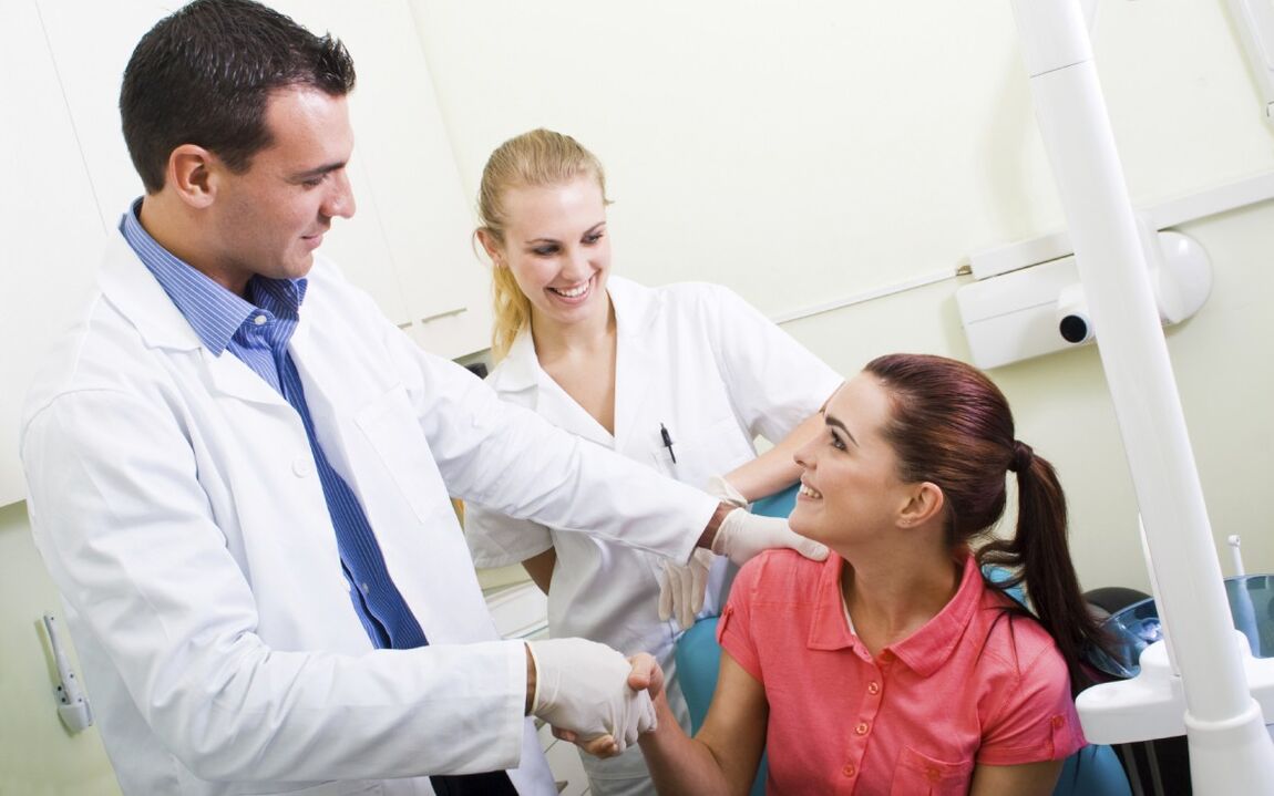 consulta com um médico sobre como remover parasitas do corpo